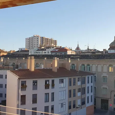 ático Muy Luminoso Con Parking, * Saragoça