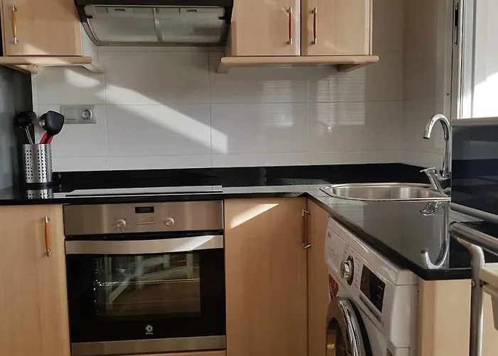 ático Muy Luminoso Con Parking, Apartamento